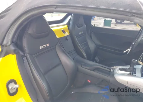 2008 Saturn Sky Red Line z USA, uszkodzony, nr VIN 1G8MF35X68Y119069